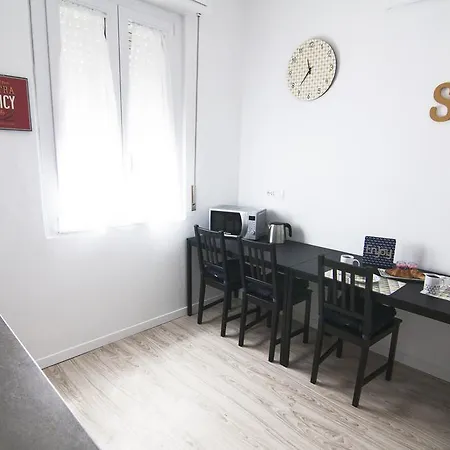 Alessia's Flat - Veneziano Milan